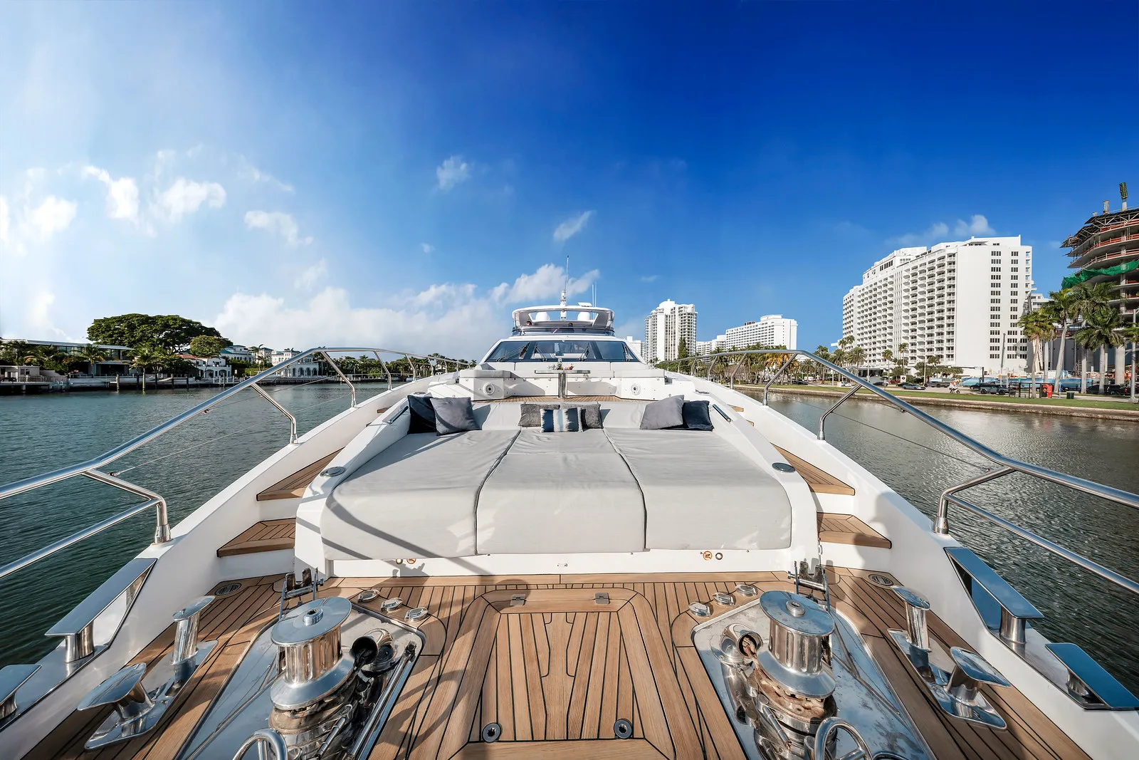 88' Azimut — image 6