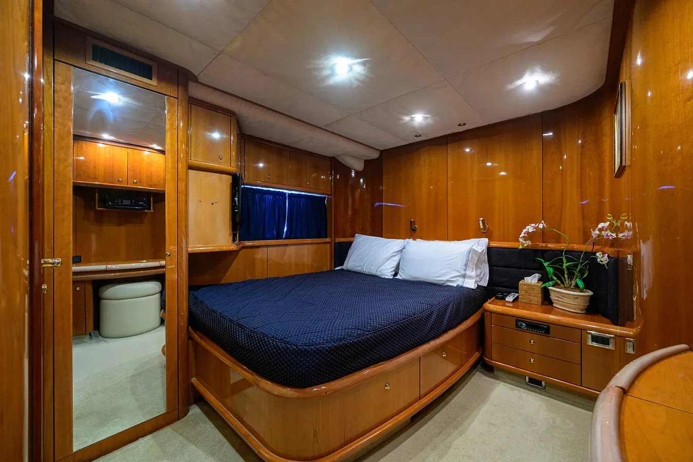 88' Sunseeker — image 24