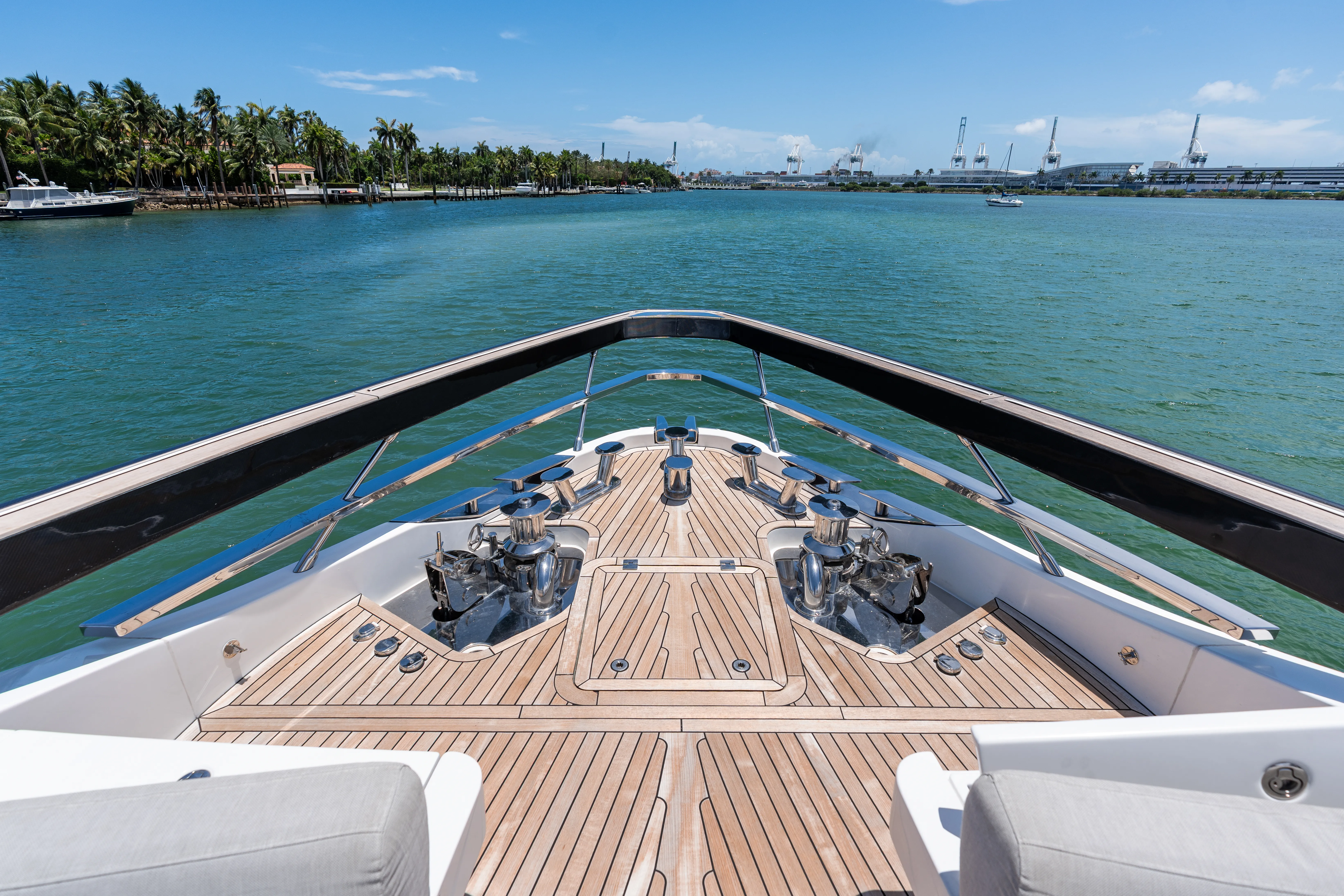 94' Azimut S10 — image 16
