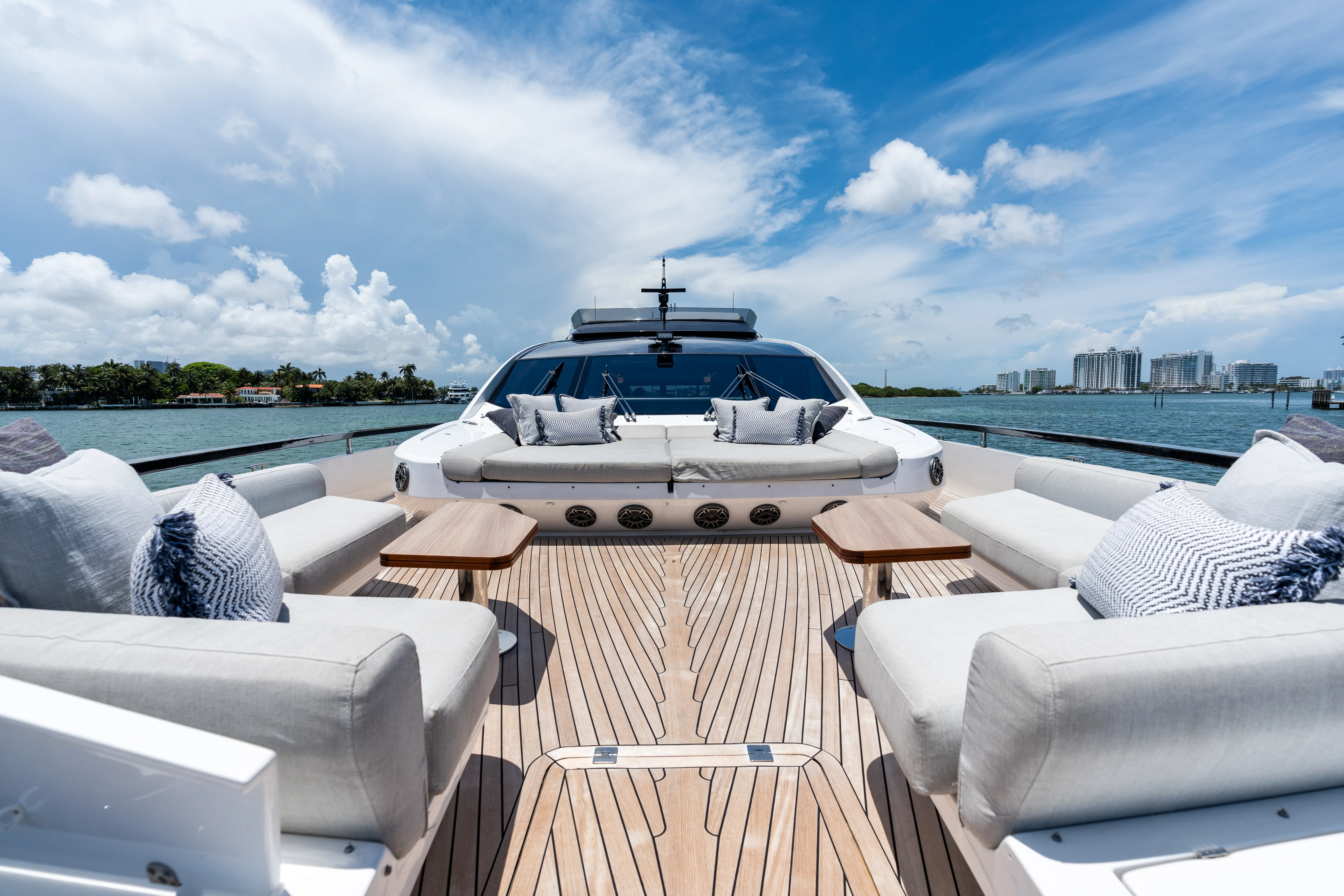 94' Azimut S10 — image 17