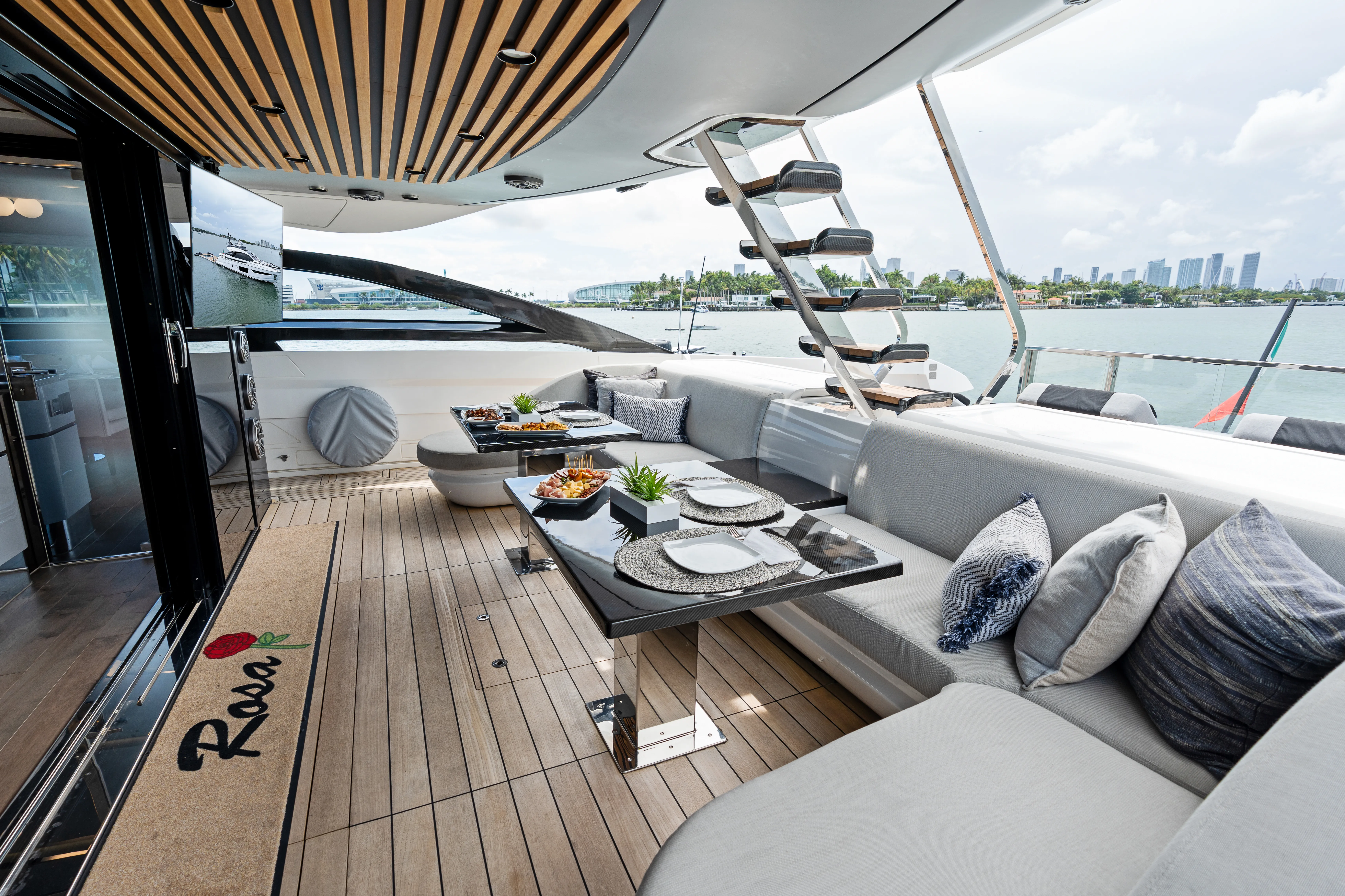 94' Azimut S10 — image 24